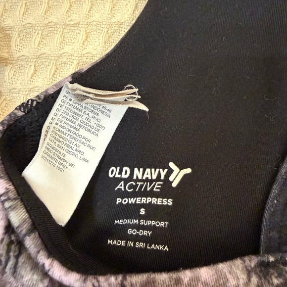 Old Navy Black and Purple Activewear Set - Picture 8 of 9